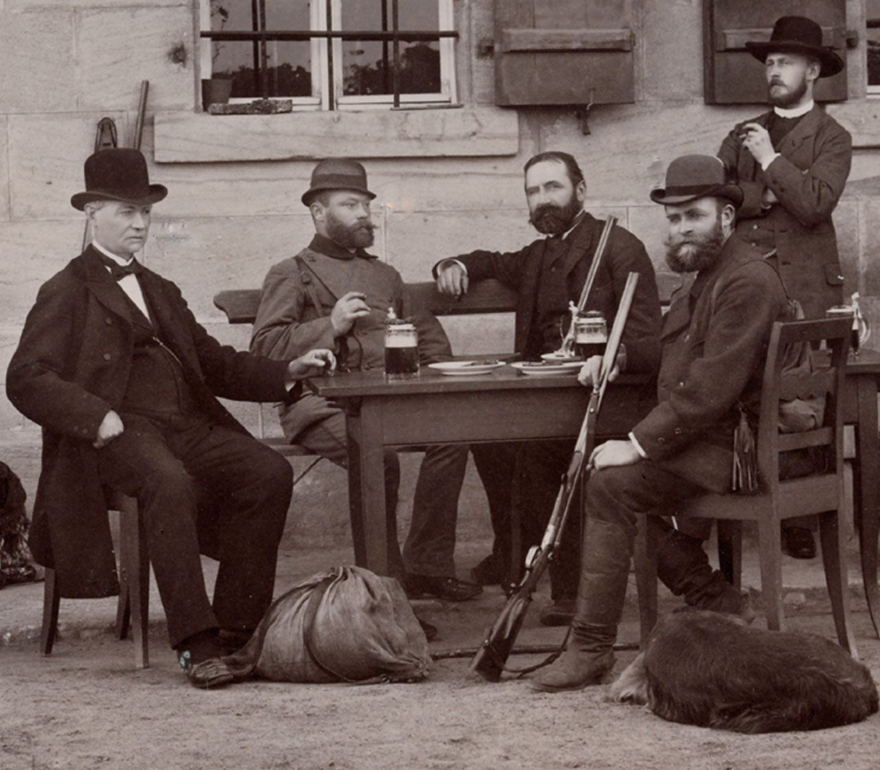 In a hunting party: Lothar (far left) and Wilhelm von Faber 2nd f. right)