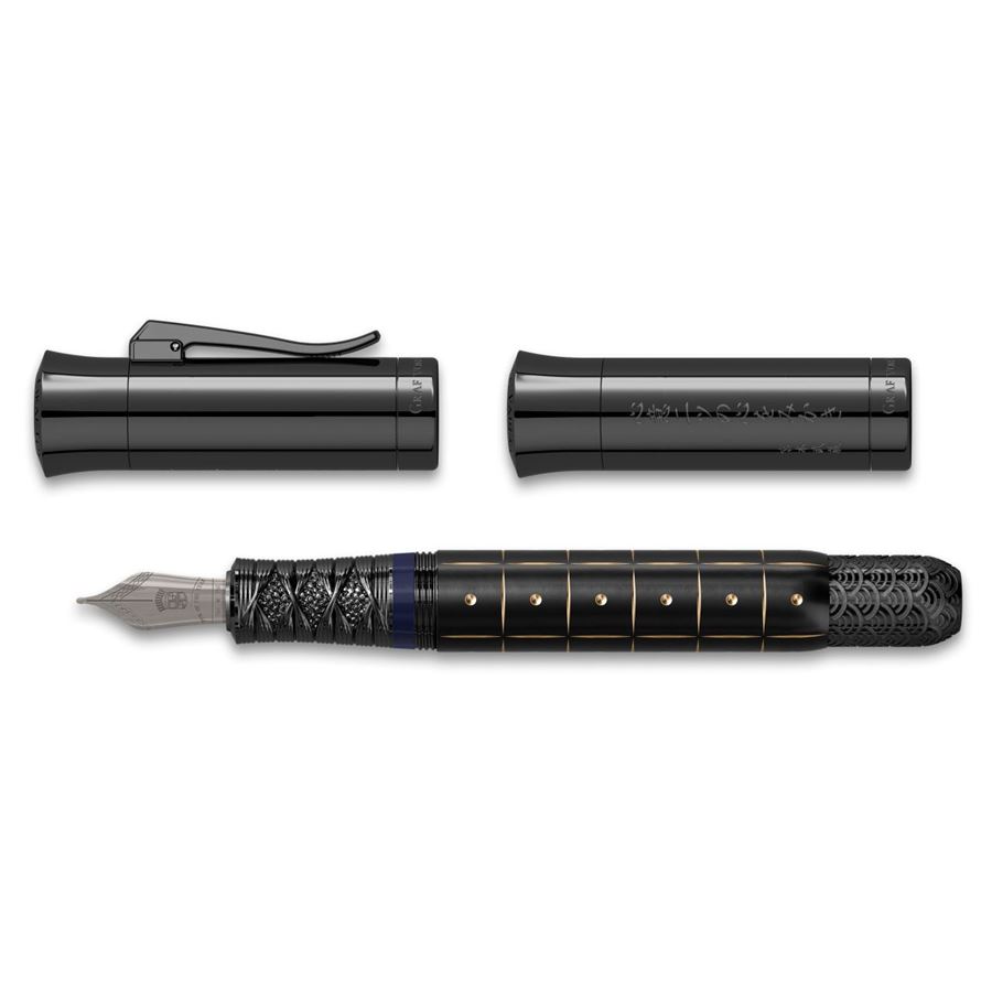 Graf-von-Faber-Castell - Pluma estilográfica Pen of the Year 2019 Black Edition, M